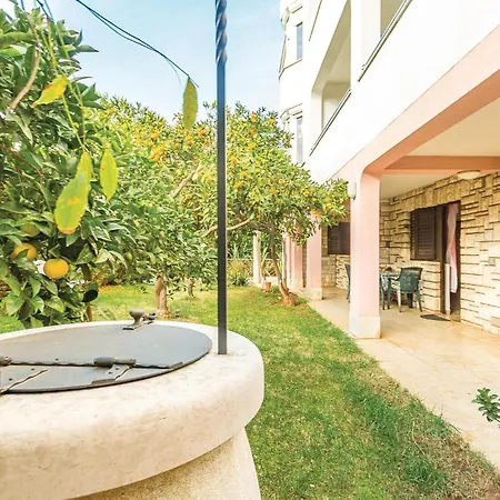 2 Bedroom Gorgeous In 普拉