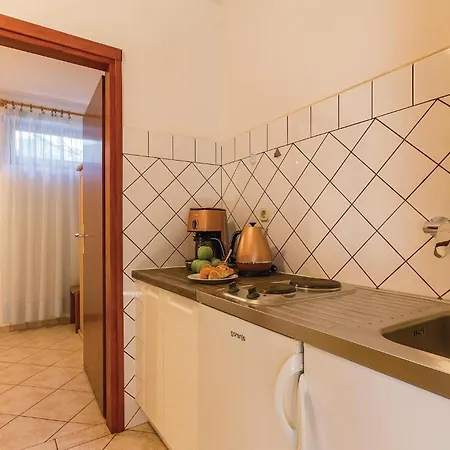 2 Bedroom Gorgeous In Daire *