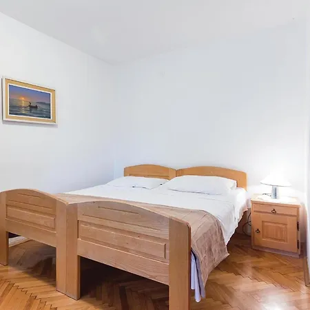 2 Bedroom Gorgeous In * Pula