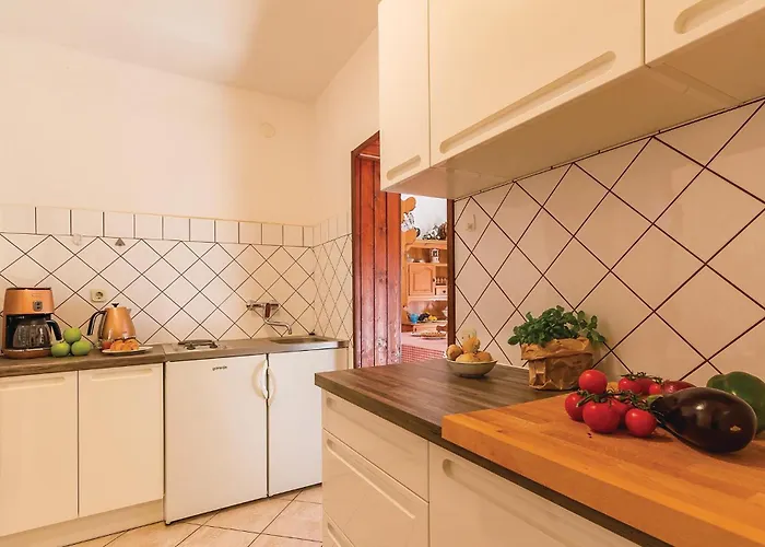 2 Bedroom Lovely In Apartman